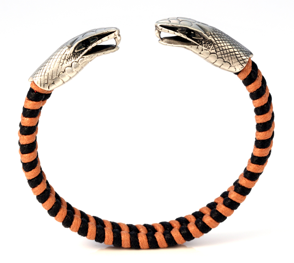 Alternative view of Dueling Serpent Bracelet